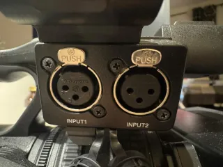 Sony PXW-Z150 4K + Kit Audio Profesional