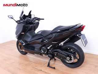 YAMAHA T-MAX 560 TECH MAX