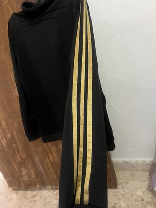 Sudadera Real Madrid Adidas Negra y Dorada