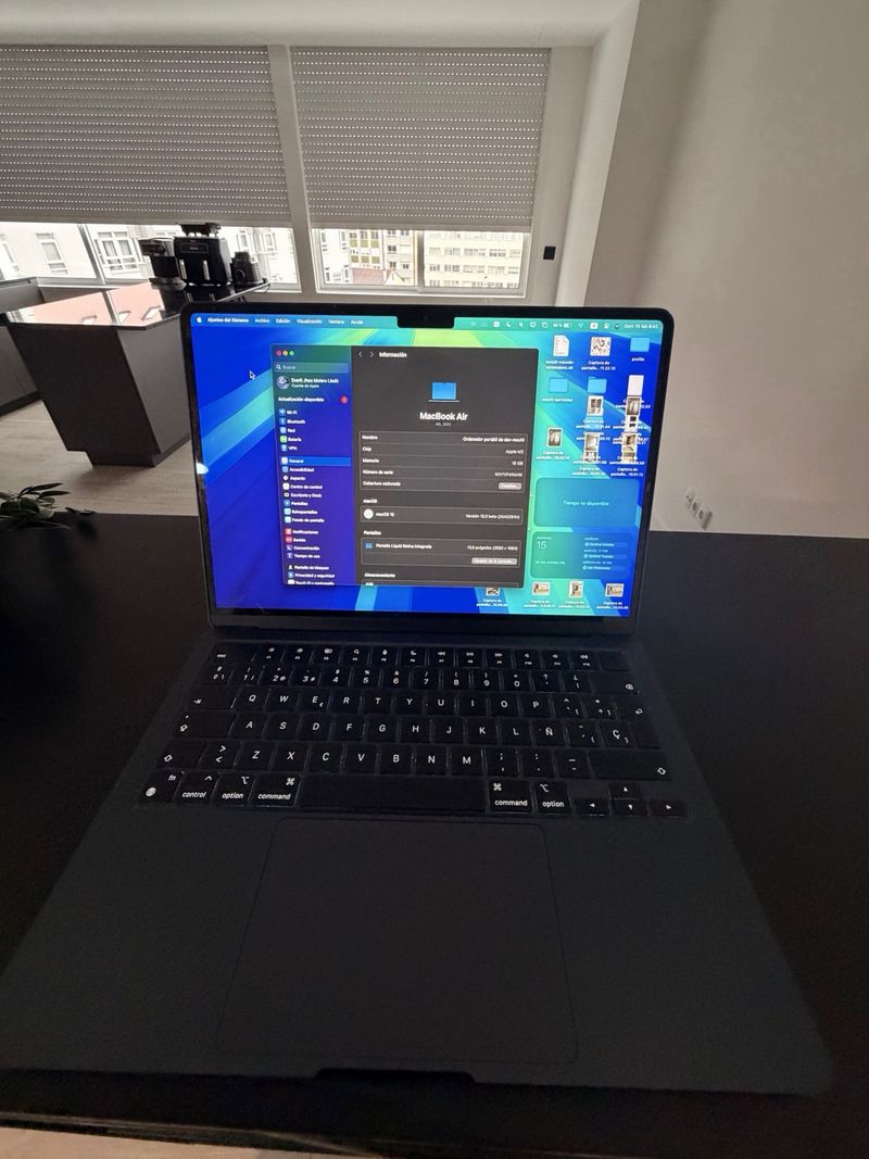 MacBook Air M2 16GB RAM 250GB afbeelding 7