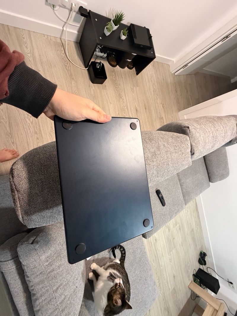 MacBook Air M2 16GB RAM 250GB afbeelding 3