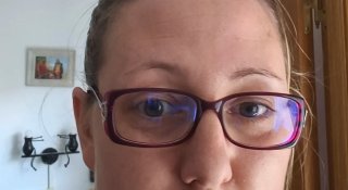 Gafas moradas mujer