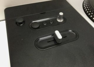 DJ Hero Wii con Mesa de Mezclas