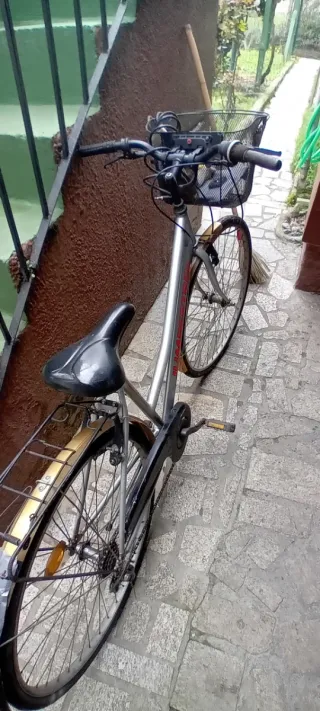 Bicicleta de paseo Jumpertrek plateada