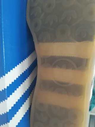 Zapatillas Adidas Gazelle Negras y Blancas