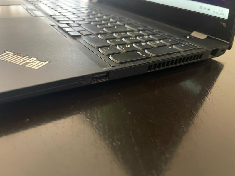 PROMo Lenovo T15 Gen 2 i5-1135G7 16GB 256SSD 15.6 afbeelding 2