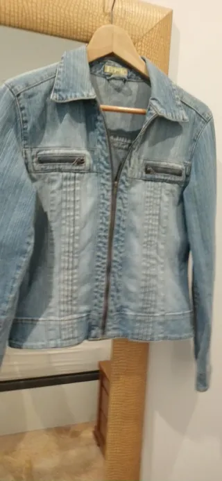 Chaqueta vaquera azul