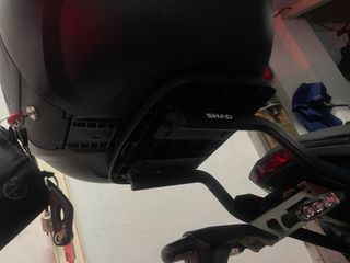 Baúl SHAD SH47 (47L) + Respaldo + Soporte