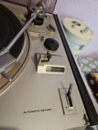 Tocadiscos Philips F7122 Synchro Drive