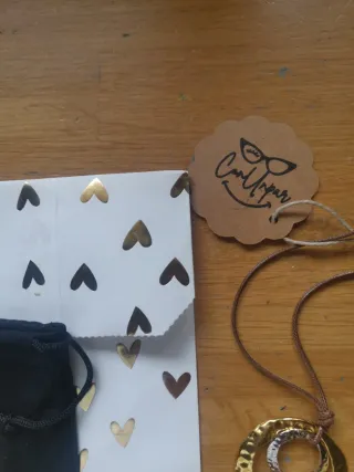 Collar y pendientes círculos entrelazados