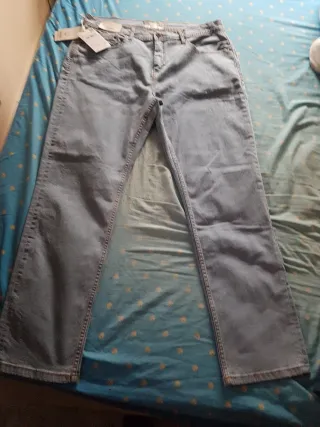 Pantalón vaquero Pedro del Hierro a estrenar