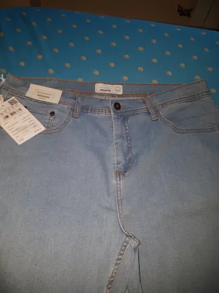 Pantalón vaquero Pedro del Hierro a estrenar