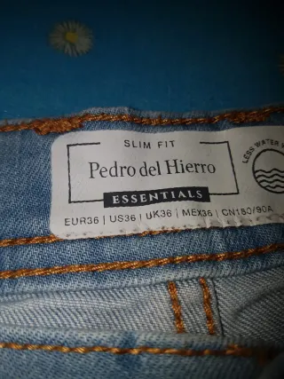 Pantalón vaquero Pedro del Hierro a estrenar