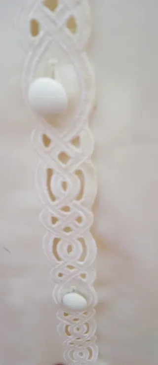 ZNE XU BLUSA BEIGE CLARO CON BORDADOS TXXL