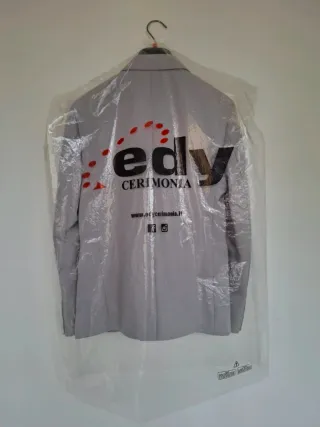 Completo uomo grigio