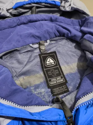 Chaqueta Nike ACG Storm Fit Vintage Y2K