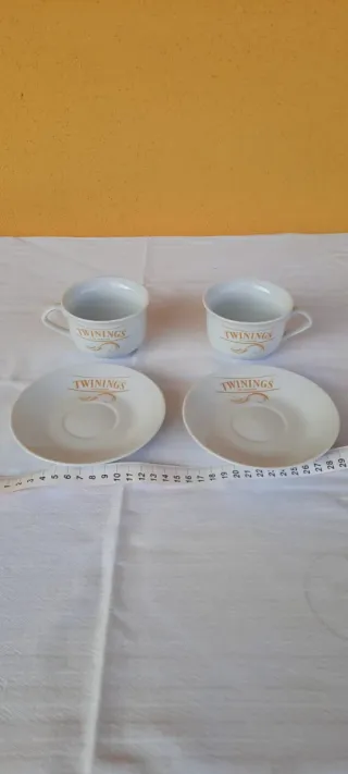 Set 4 Tazze da tè Twinings con piattini