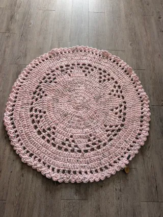 Alfombra redonda ganchillo beige/rosa