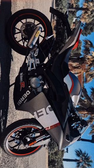 Derbi Sportbike Negra/Plata Manual