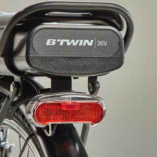 Bicicleta eléctrica trekking doble suspensión Riverside