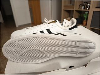 Adidas Superstar Talla 41 Blanco y Negro