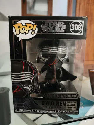 Funko Pop Star Wars Kylo Ren 308
