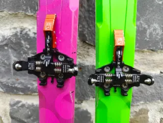Esquíes competición Dynafit DNA 161 660grms + ATK