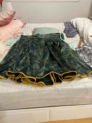 Falda Regional Aragonesa  Cierre pañal