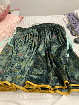 Falda Regional Aragonesa  Cierre pañal