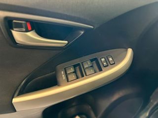 Toyota Prius 1.8 Advance Plug-in 100 kW (136 CV)