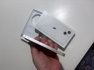 iPhone 13 mini Apple