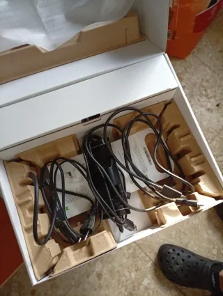 Xbox Series S + Controller Viola + Volante Logitech G9