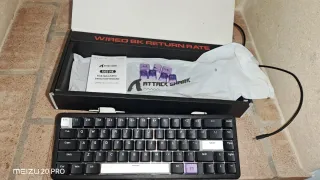 Teclado Gaming Attack Shark X65HE