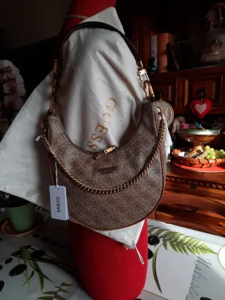 Borsa a spalla Guess nuova