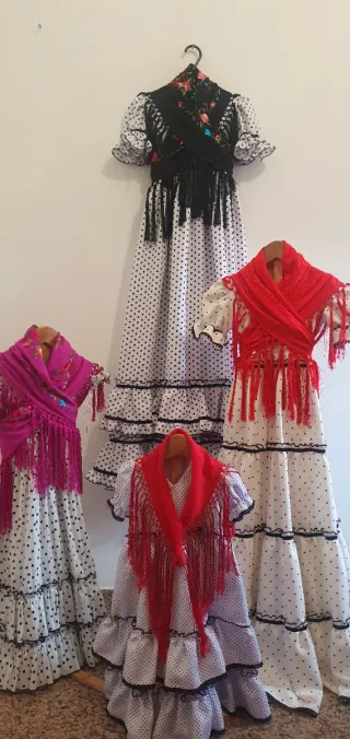 Trajes flamenca lunares