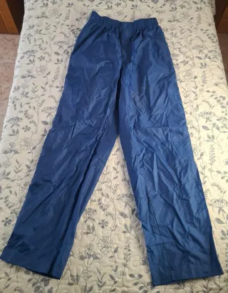 Conjunto Chaqueta y pantalón tallas M impermeables