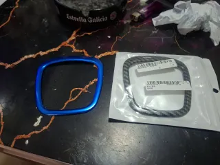 Embellecedor Audi A4 2006 Volante