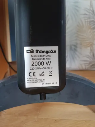 Radiador de mica negro y gris