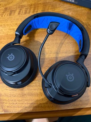 SteelSeries Arctis Nova 7P Wireless Cuffie Gaming