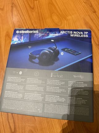 SteelSeries Arctis Nova 7P Wireless Cuffie Gaming