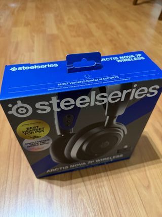 SteelSeries Arctis Nova 7P Wireless Cuffie Gaming