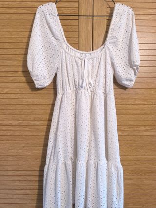 Vestido blanco brocado manga abullonada