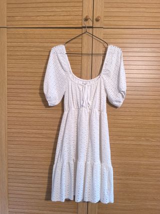 Vestido blanco brocado manga abullonada