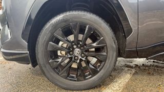 TOYOTA Rav4 2.5l 220H Style