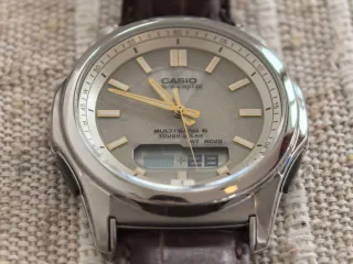 Casio Wave Ceptor Multiband Solar Illuminator WT