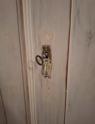 Armadio vintage 2 ante legno