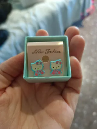 Pendientes Hello Kitty