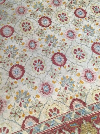 Alfombra Persa Beige y Roja