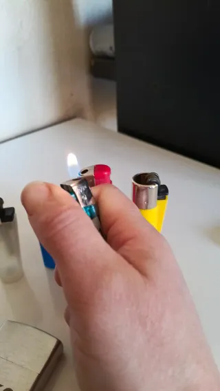 Lote di accendini vari