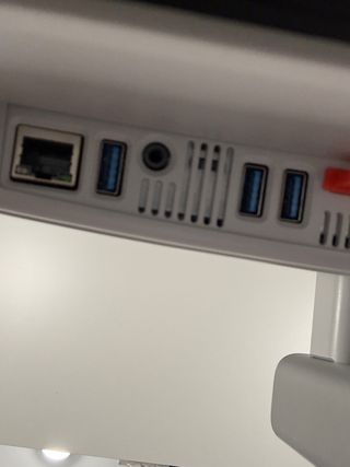 Monitor Dell Ultrasharp U2424HE